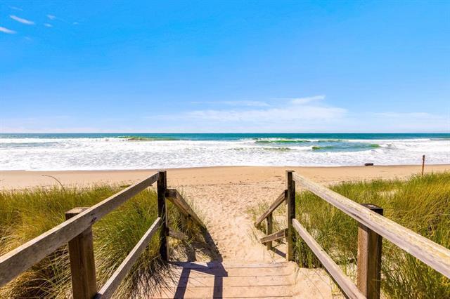 101 Shell Road, Unit 106 Watsonville, CA 95076 - Photo 2 of 16 a view of ocean from a balcony