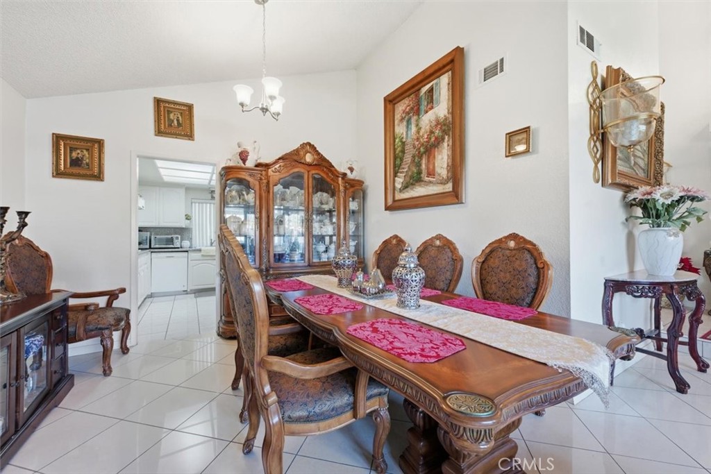 6266 Shaker Drive Riverside, CA 92506 - Photo 14 of 72 a view of a dining room with furniture