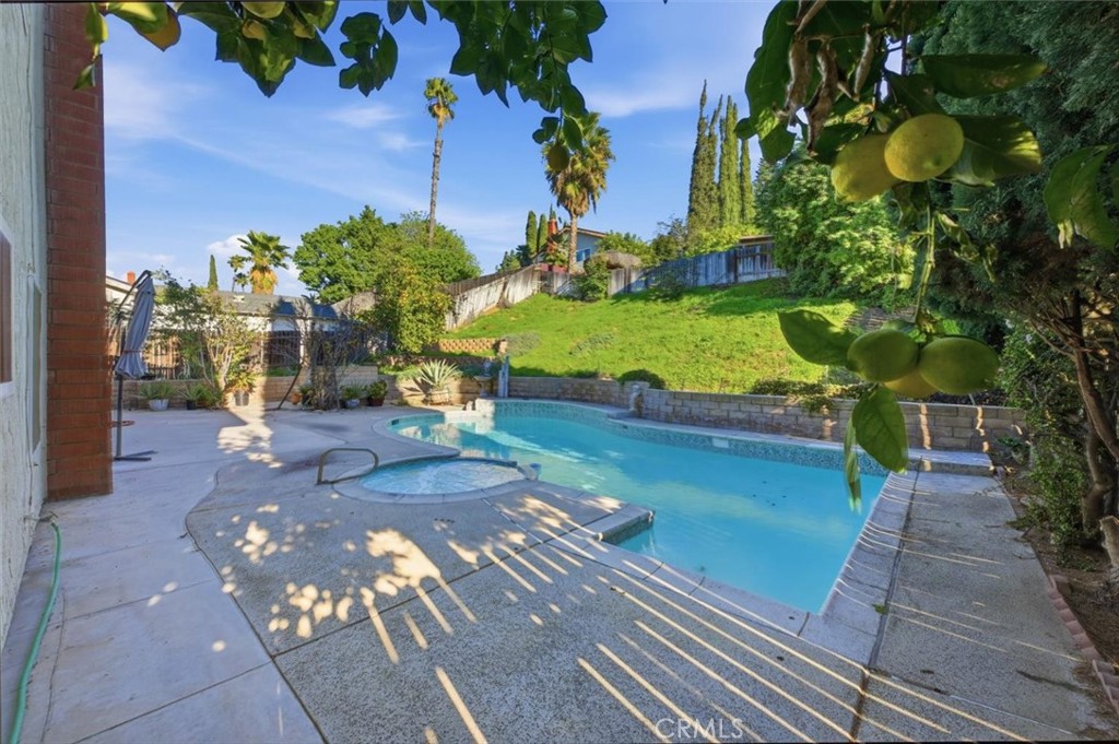 6266 Shaker Drive Riverside, CA 92506 - Photo 47 of 72 In ground swimming pool and spa
