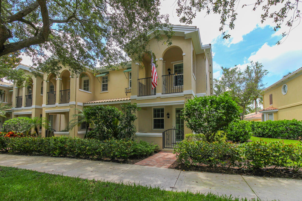 1619 Frederick Small Road Jupiter, FL 33458 - Photo 2 of 57 IMG_9814
