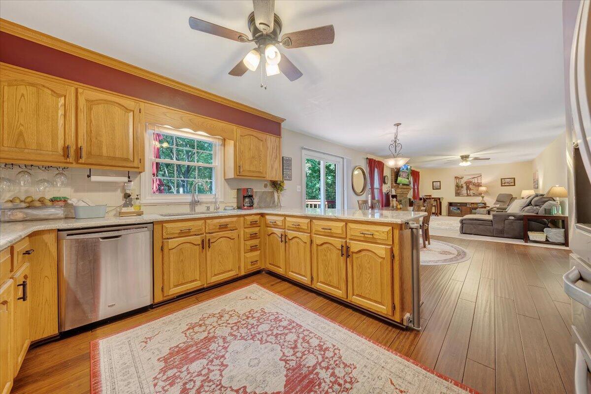6152 Buckland Mill Road Roanoke, VA 24019 - Photo 18 of 50 18-MIB03116