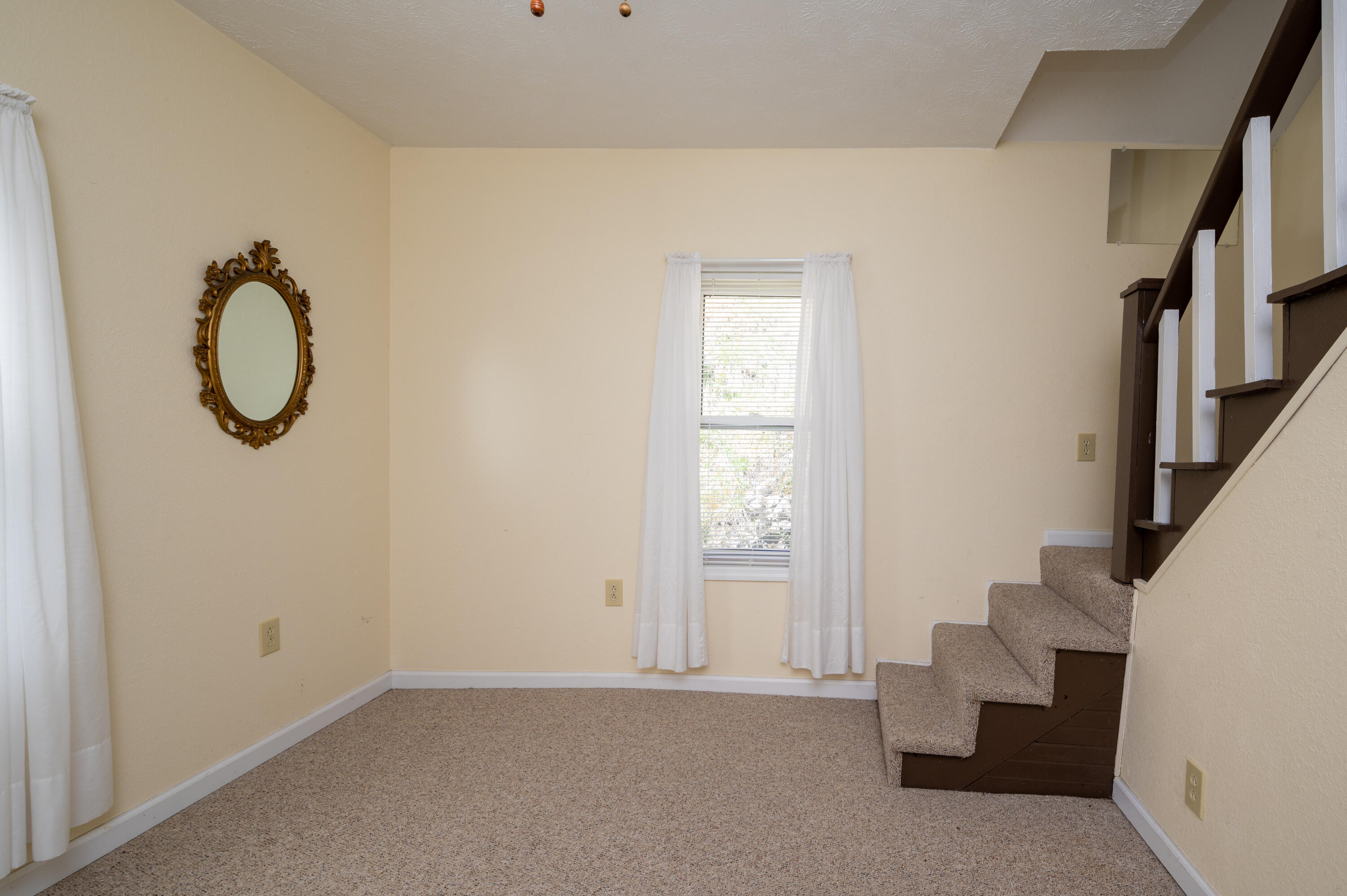 1549 Snowflake Road Nickelsville, VA 24271 - Photo 22 of 32 Snowflake-67