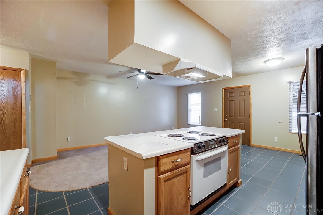 1843 Rice Boulevard, Unit 1843 Fairborn, OH 45324 - Photo 13 of 31