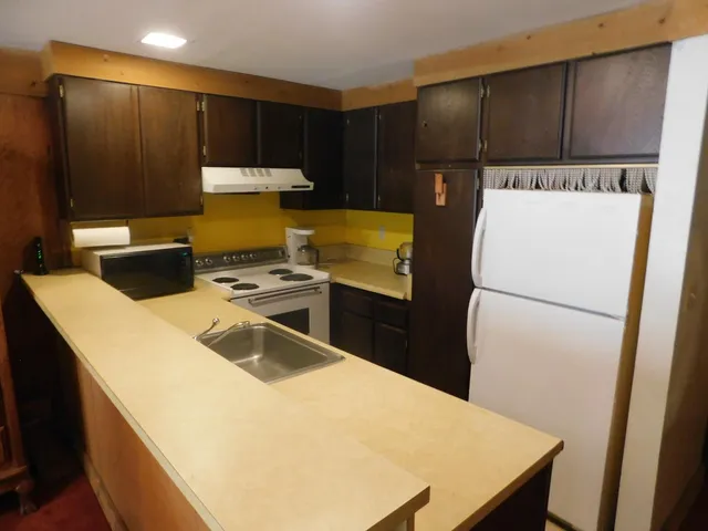 $237,000 | 200 Creekside Drive, Unit 77, Bear Valley, CA 95223