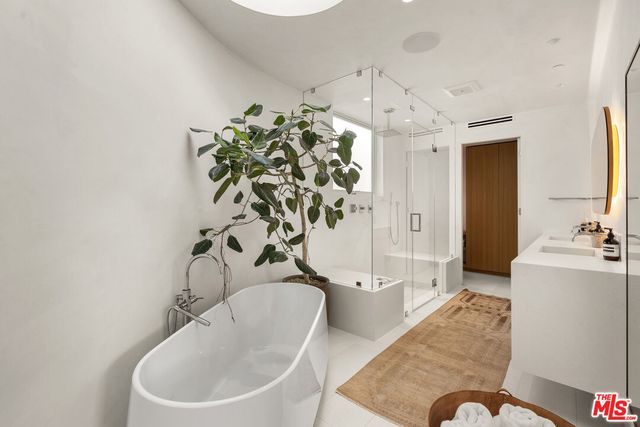 $55,000 | 640 Milwood Avenue, Venice, CA 90291