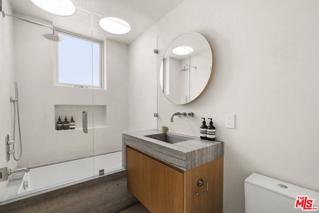 $55,000 | 640 Milwood Avenue, Venice, CA 90291