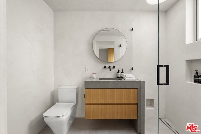 $55,000 | 640 Milwood Avenue, Venice, CA 90291