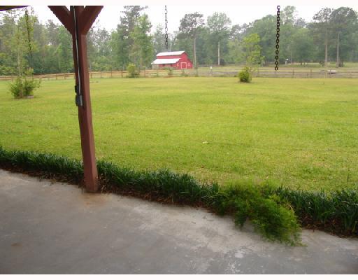 17881 Lane Road Bogalusa, LA 70427 - Photo 3 of 7 Gallery Image 3