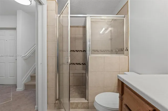 $2,850 | 390 City View Drive, Unit 390, Fort Lauderdale, FL 33311