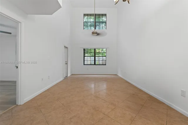 $2,850 | 390 City View Drive, Unit 390, Fort Lauderdale, FL 33311