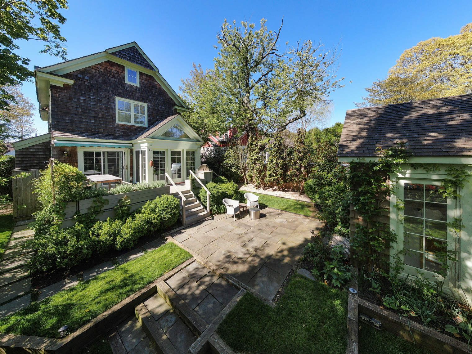 34 High Street Sag Harbor, NY 11963 - Photo 43 of 47