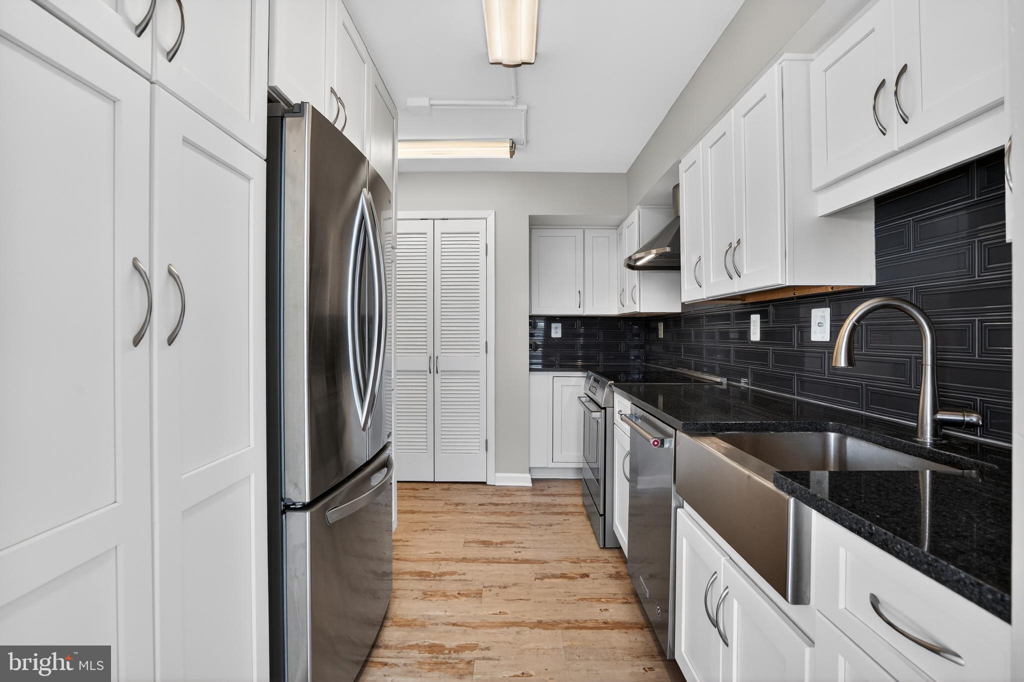 1808 Old Meadow Road, Unit 1009 McLean, VA 22102 - Photo 11 of 19