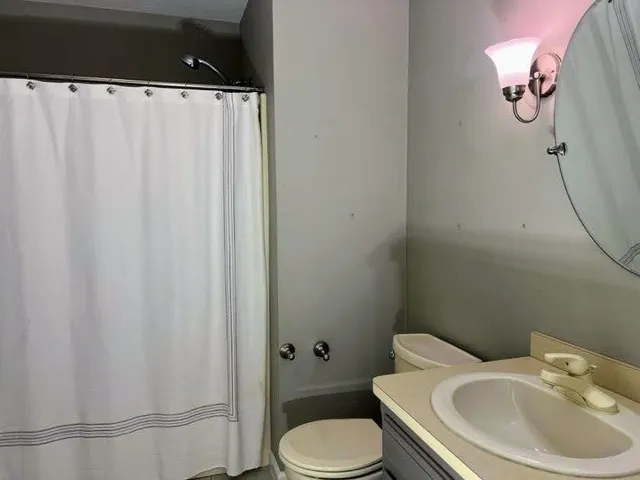 $4,000 | 1565 West Street, Wrentham, MA 02093