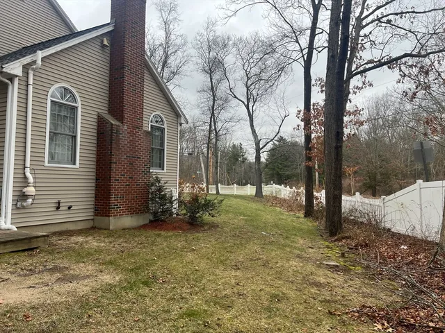 $4,000 | 1565 West Street, Wrentham, MA 02093