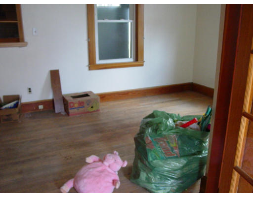 45 Pulaski Street Ware, MA 01082 - Photo 3 of 12 Gallery Image 3