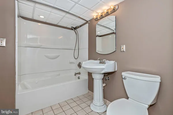 $3,000 | 7927 Old Seventh Street, Frederick, MD 21702