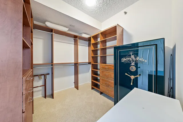 $6,500 | 926 Oak Harbour Drive, Juno Beach, FL 33408