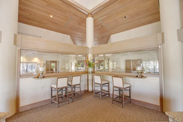 $6,500 | 926 Oak Harbour Drive, Juno Beach, FL 33408