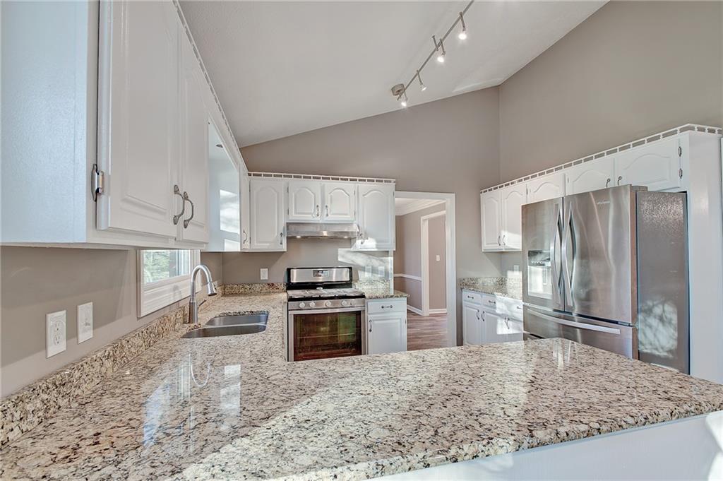 2350 West Stop 11 Road Indianapolis, IN 46217 - Photo 4 of 34 Gallery Image 4