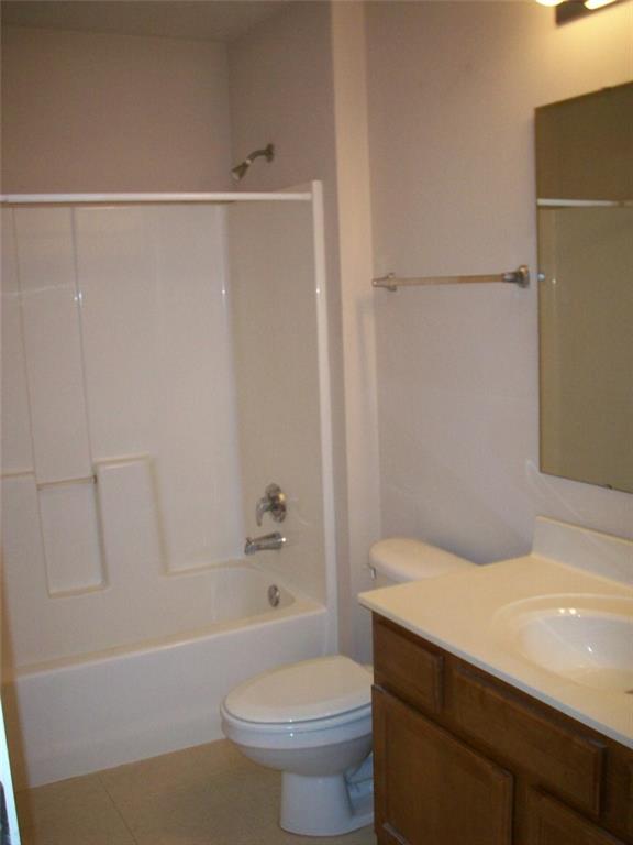 8424 Hague Road, Unit 11 Indianapolis, IN 46256 - Photo 12 of 15 Gallery Image 12