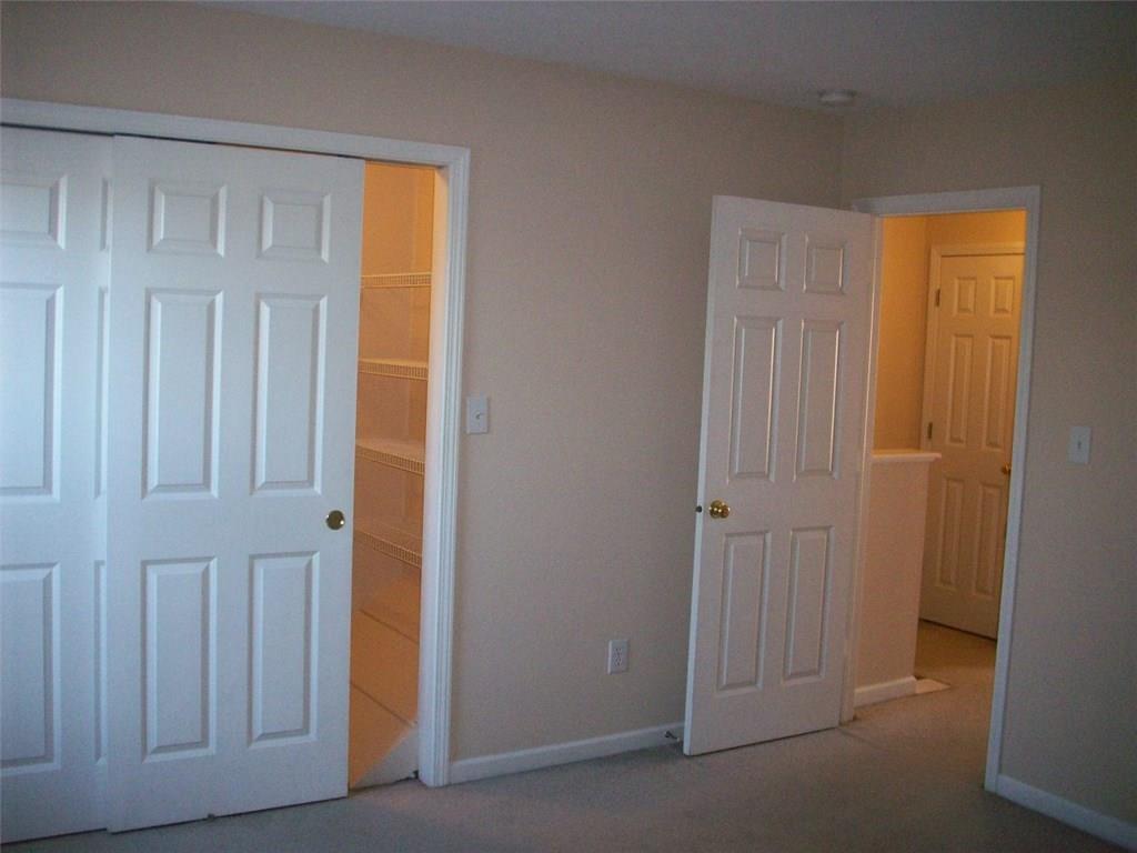 8424 Hague Road, Unit 11 Indianapolis, IN 46256 - Photo 14 of 15 Gallery Image 14