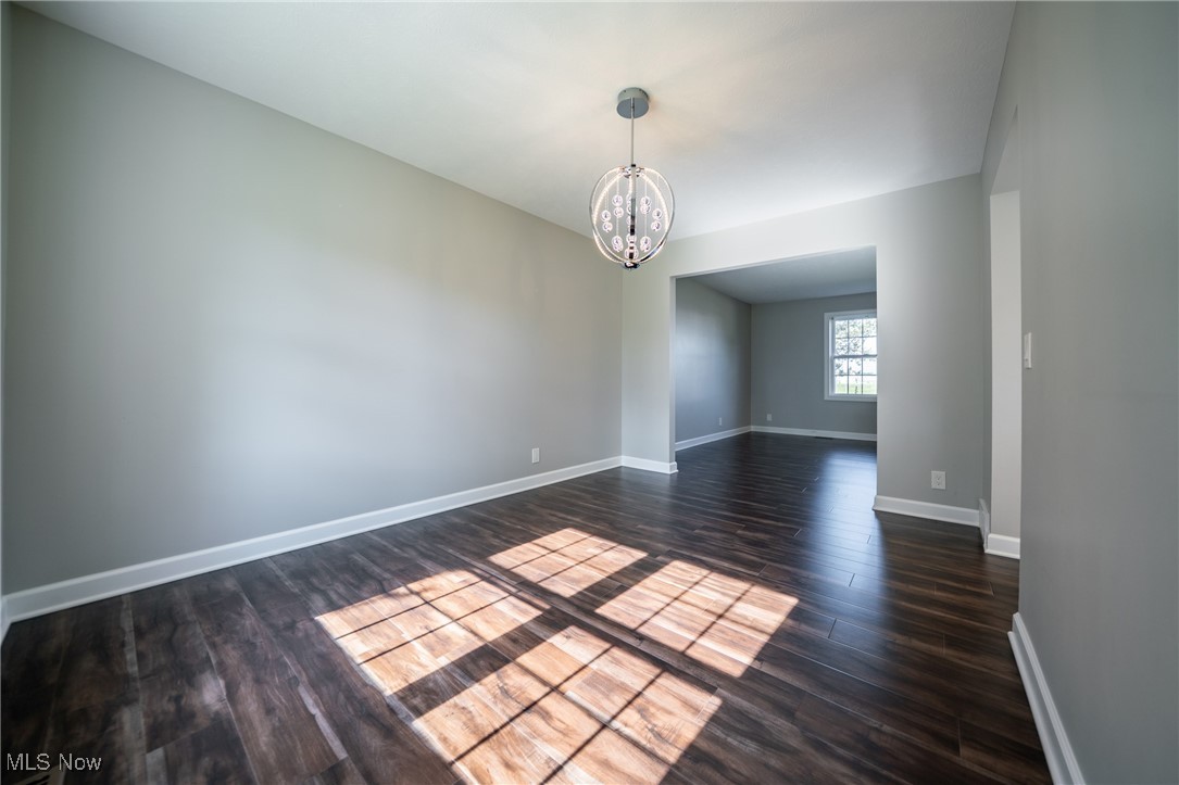 8875 North Marks Road Strongsville, OH 44149 - Photo 20 of 40 Dining Room