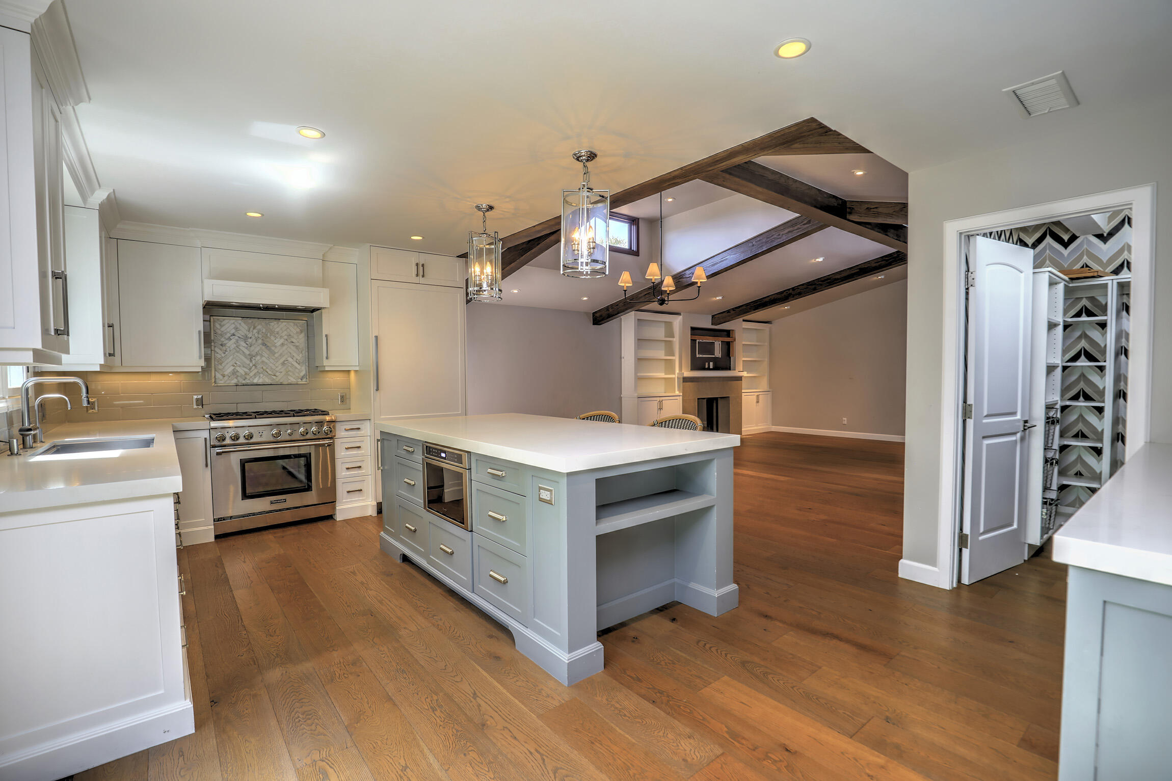844 Meigs Road Santa Barbara, CA 93109 - Photo 3 of 31 12