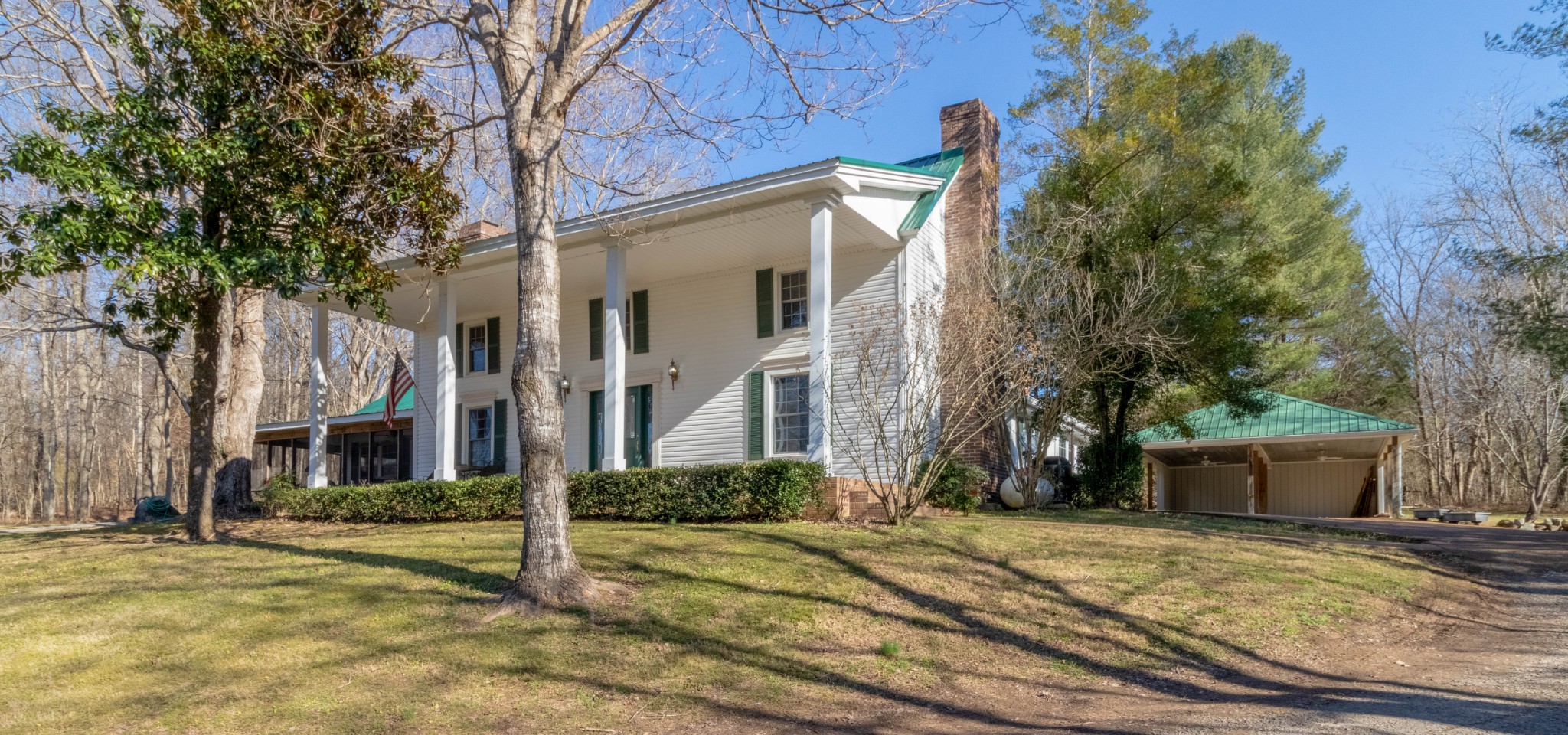 1441 Gratton Road Clarksville, TN 37043 - Photo 5 of 49 a view of a house with a yard