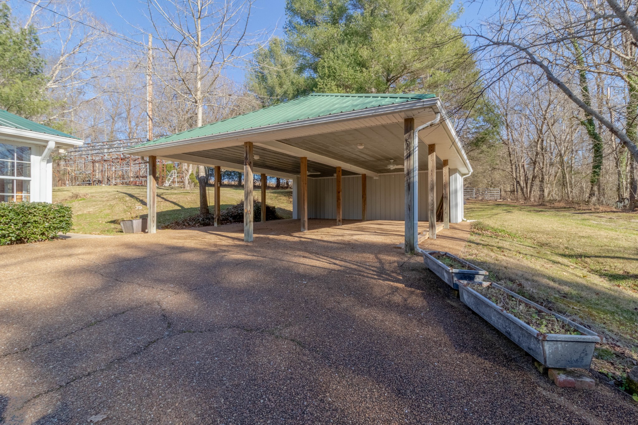 1441 Gratton Road Clarksville, TN 37043 - Photo 43 of 49 a view of a house with backyard and a tree