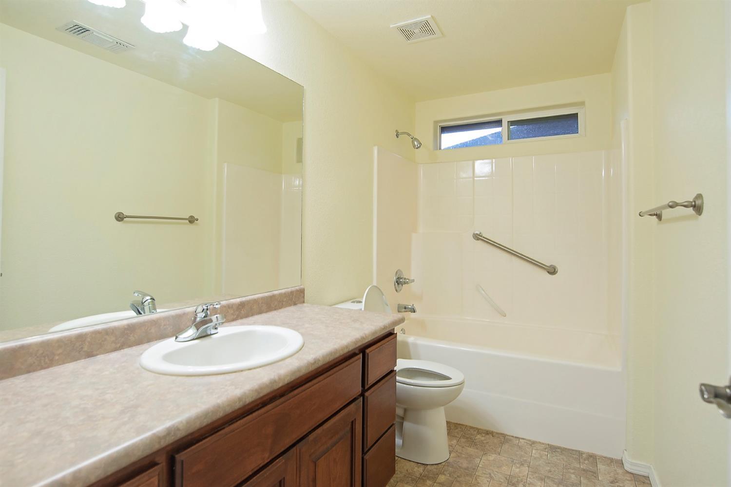 2588 Rabun Way Central Point, OR 97502 - Photo 12 of 19 Additional Photo