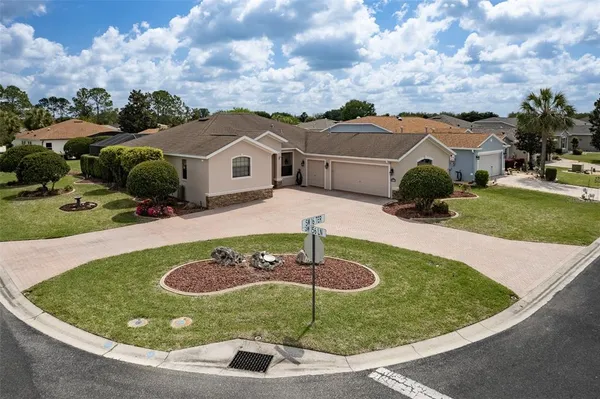 $472,000 | 15681 Southwest 16th Terrace, Ocala, FL 34473