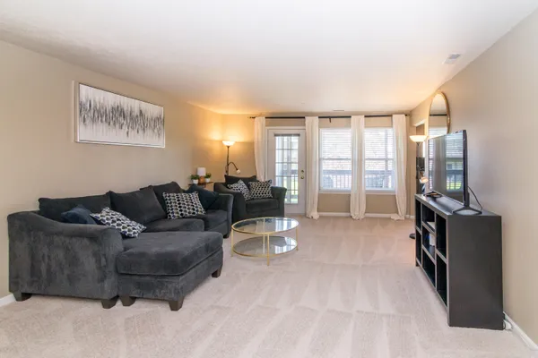 $256,500 | 1287 Millbrook Trail, Ann Arbor, MI 48108