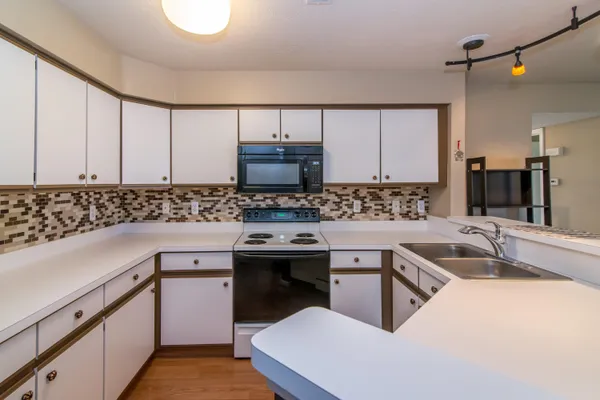 $256,500 | 1287 Millbrook Trail, Ann Arbor, MI 48108