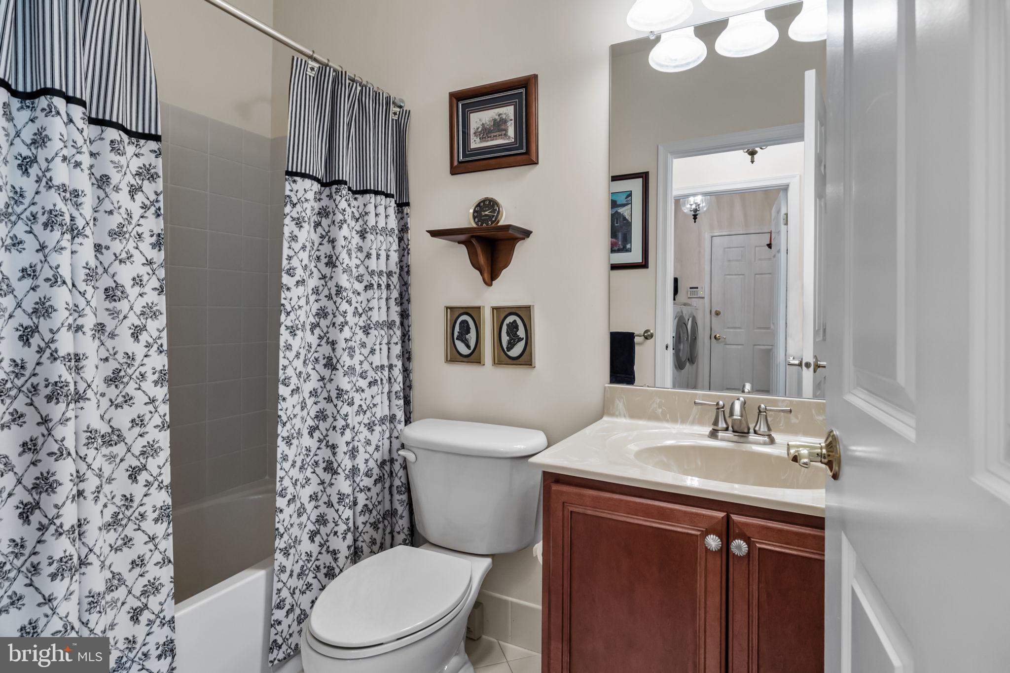 60 Nathaniel Road Holland, PA 18966 - Photo 19 of 41 Hall Bathroom