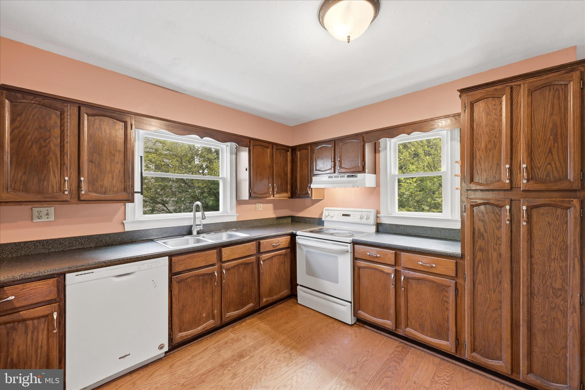 410 North Pleasant Valley Road Winchester, VA 22601 - Photo 21 of 53 Kitchen