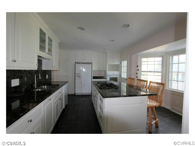 133 Beverly Road Ashland, VA 23005 - Photo 8 of 24 Kitchen