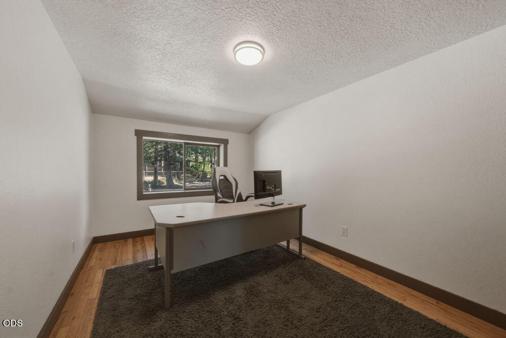 60282 Cree Circle Bend, OR 97702 - Photo 39 of 102