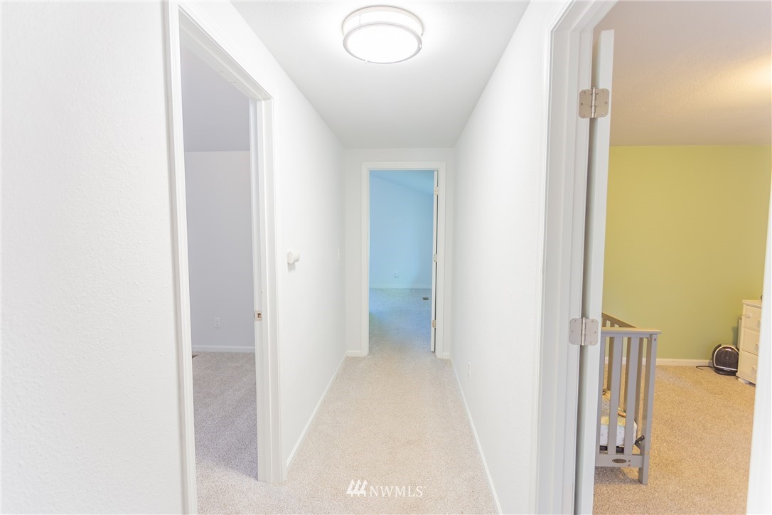10021 Meadow Road Southwest Lakewood, WA 98499 - Photo 16 of 25 Gallery Image 16
