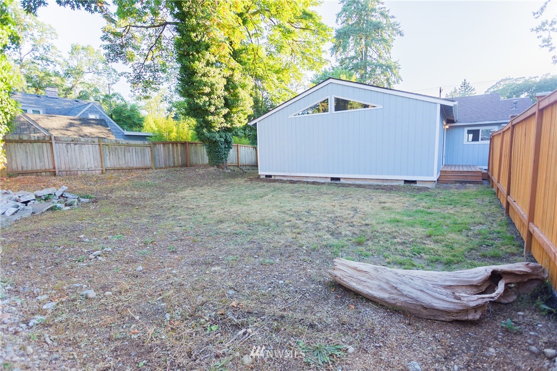 10021 Meadow Road Southwest Lakewood, WA 98499 - Photo 23 of 25 Gallery Image 23