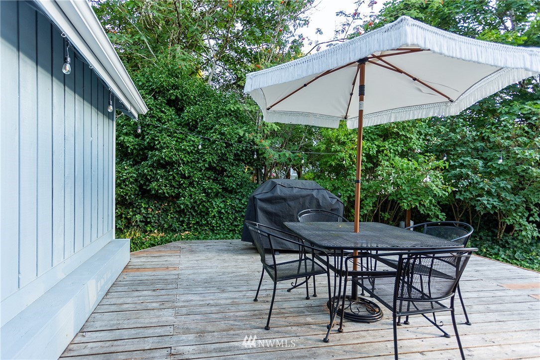 10021 Meadow Road Southwest Lakewood, WA 98499 - Photo 24 of 25 Gallery Image 24