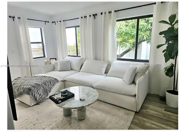 $5,800 | 3439 Percival Avenue, Miami, FL 33133