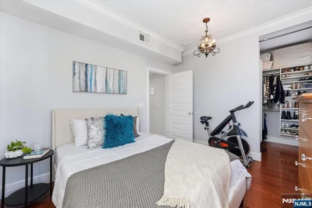 $825,000 | 700 Bloomfield Street, Unit 3, Hoboken, NJ 07030