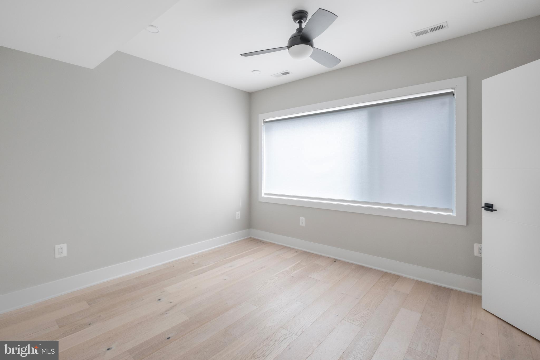 1411 Spring Road Northwest, Unit 3 Washington, DC 20010 - Photo 3 of 7