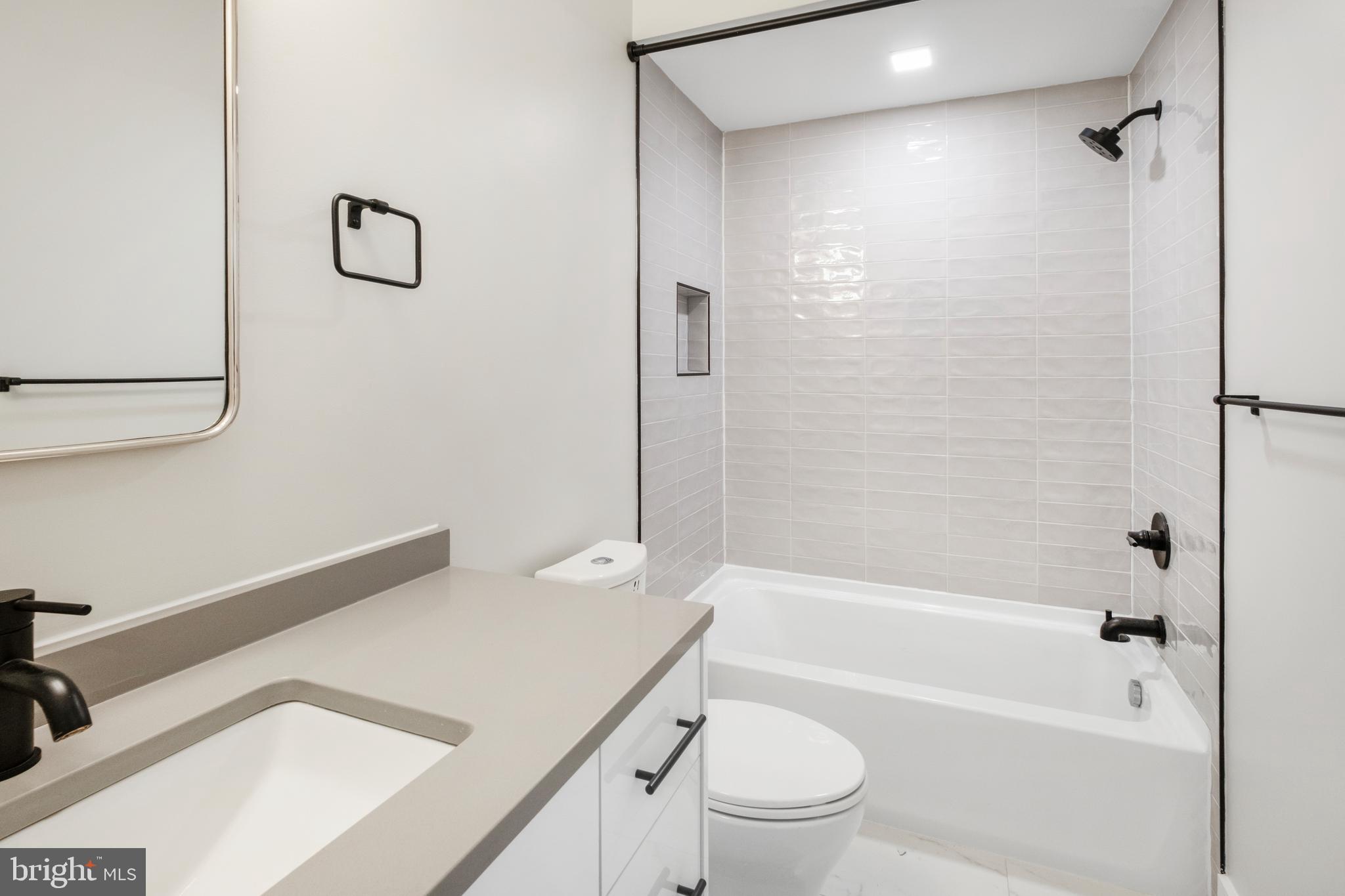 1411 Spring Road Northwest, Unit 3 Washington, DC 20010 - Photo 6 of 7