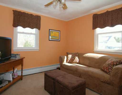 309 Sawmill Road Glocester, RI 02857 - Photo 5 of 12 Den/Family/Great Room.
