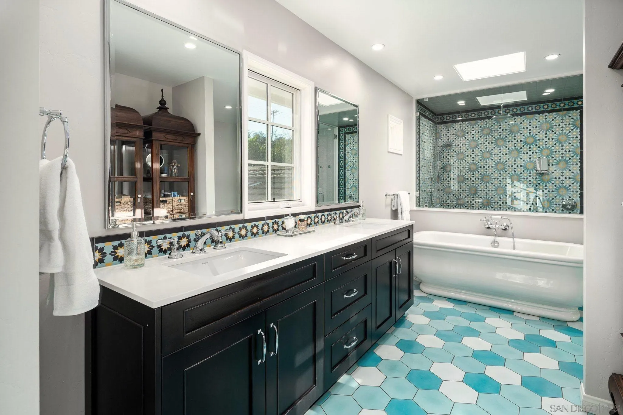16186 Via Del Alba Rancho Santa Fe, CA 92067 - Photo 14 of 26