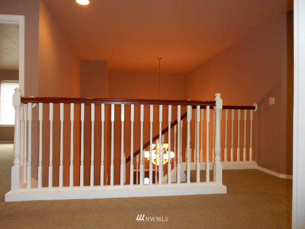 4029 Northeast 9th Place Renton, WA 98056 - Photo 12 of 15