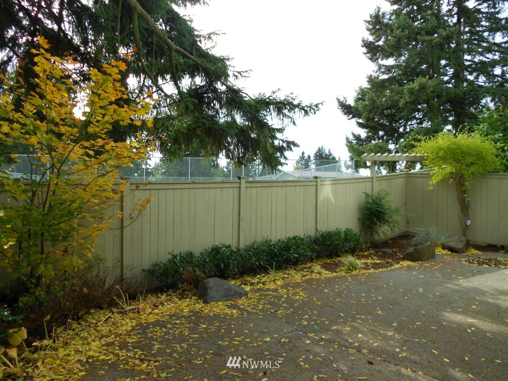 4029 Northeast 9th Place Renton, WA 98056 - Photo 13 of 15