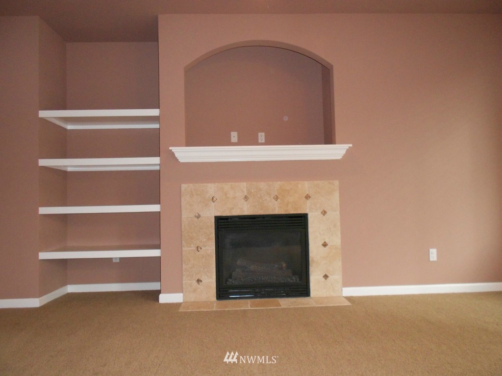 4029 Northeast 9th Place Renton, WA 98056 - Photo 7 of 15