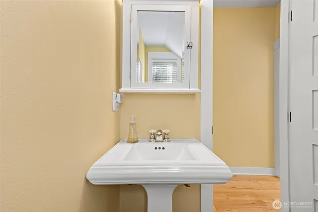 $889,999 | 7 Lupine Lane, Pacific Beach, WA 98571